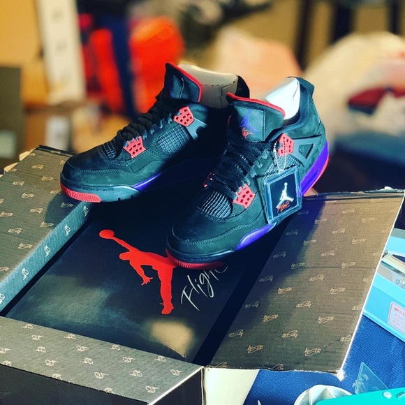 **8 HOUR PRICE DROP**4PM  AIR JORDAN 4 RETRO - Picture 6 of 8